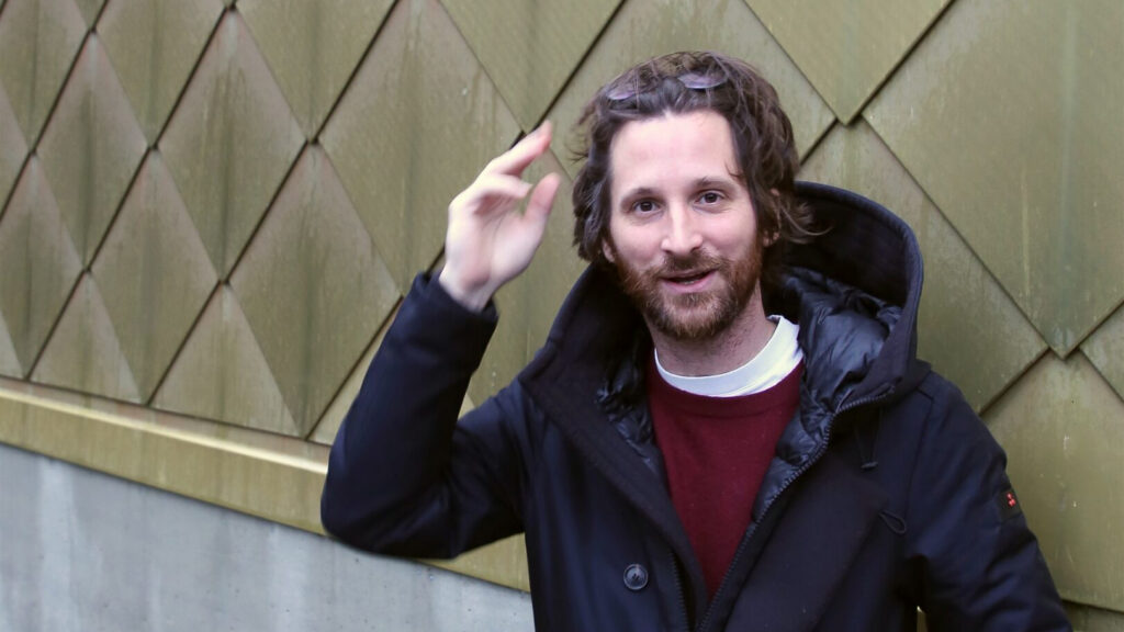 Ruum, kus segadus ja selgus ilmnevad k&otilde;rvuti