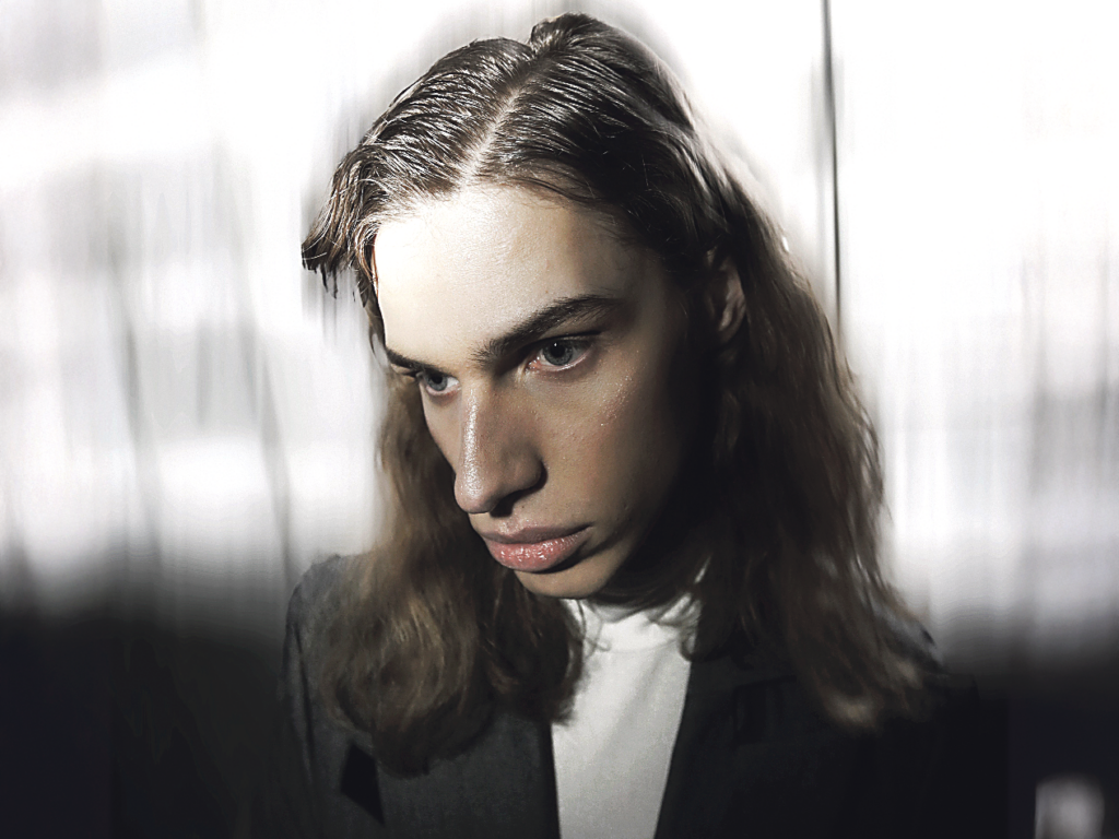 Moraalne paanika noorte nutitelefonide ja &uuml;hismeedia kasutamise &uuml;mber